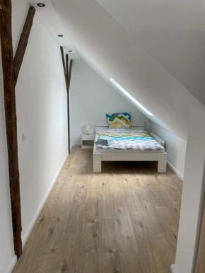 Herrliches Zweibett-Zimmer im Grünen in Schleswig-Holstein - ideal für Monteure, Gemeinschaftsbad Zimmer Nr 4